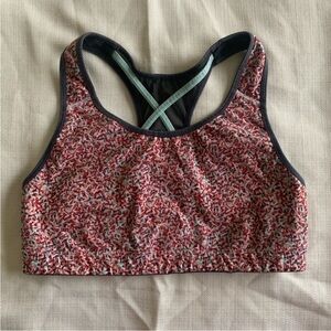 Old Navy. Size large. Active sports bra